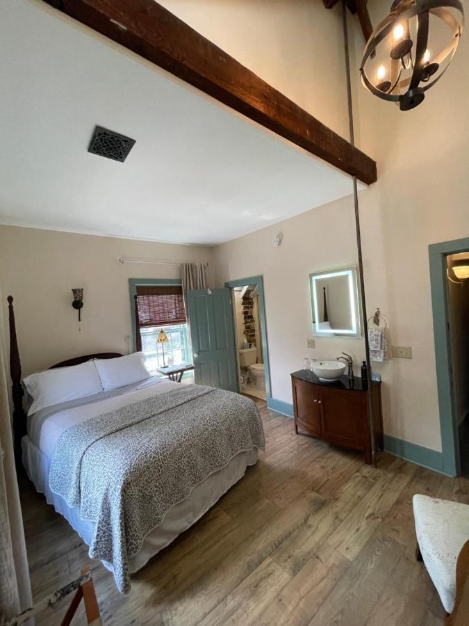 Carriage House Bed & Breakfast Winona Exterior foto