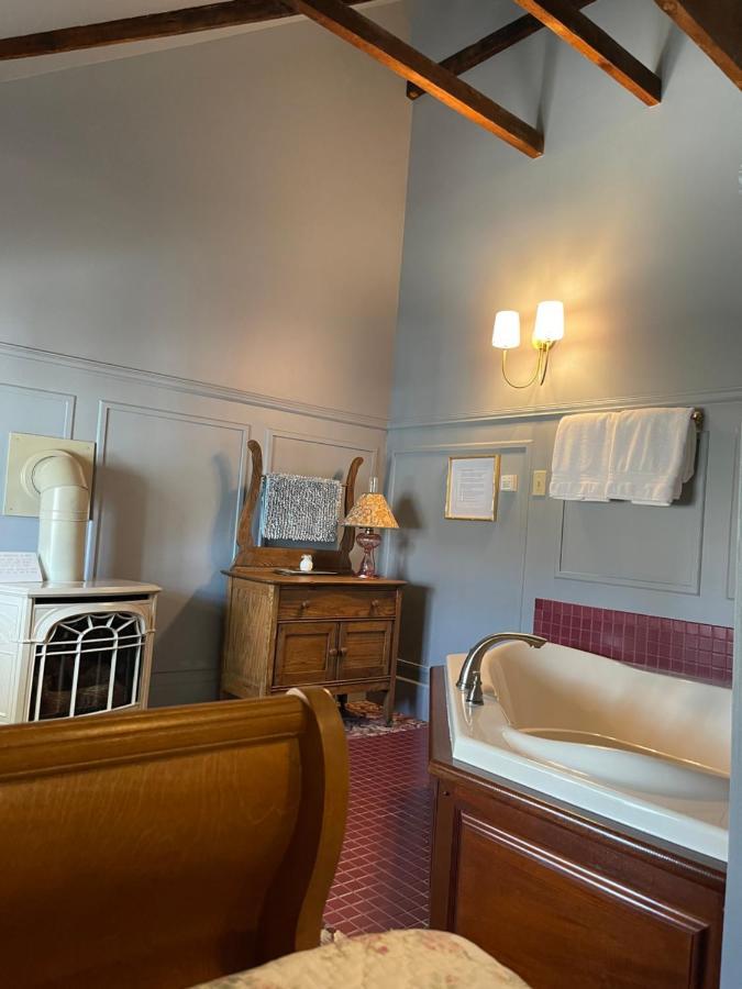 Carriage House Bed & Breakfast Winona Exterior foto